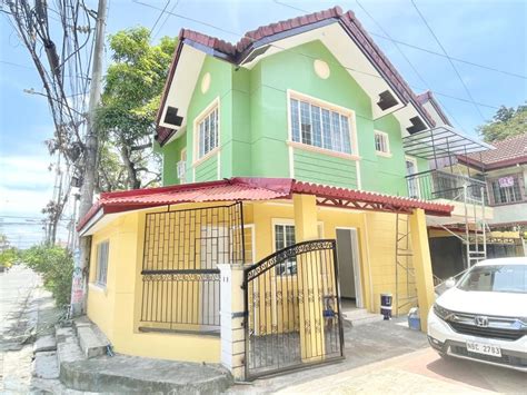 Camarin Caloocan Lot with Bungalow House Car Port and .